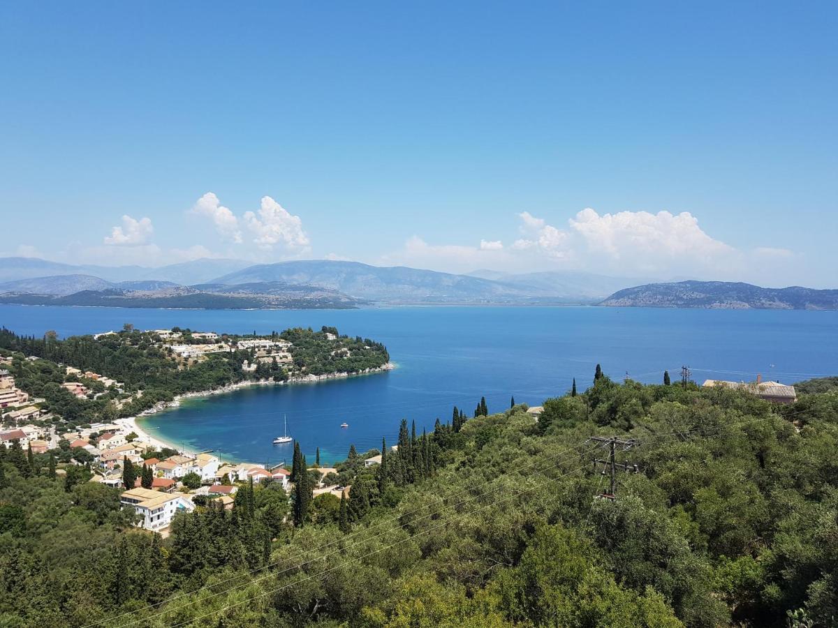 Dimitris 2 Bay